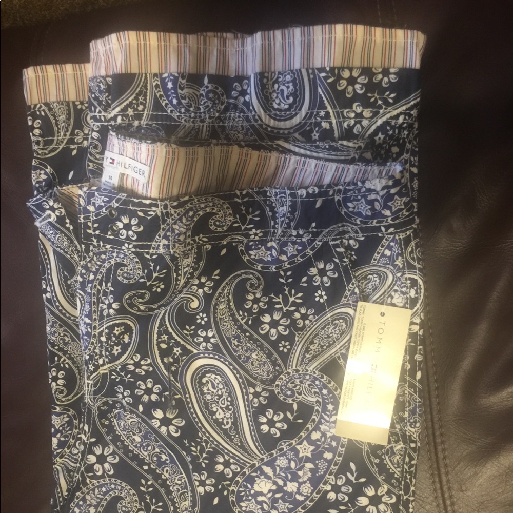 Tommy Hilfiger capris women size 14